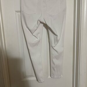 White soft stretchy leggings